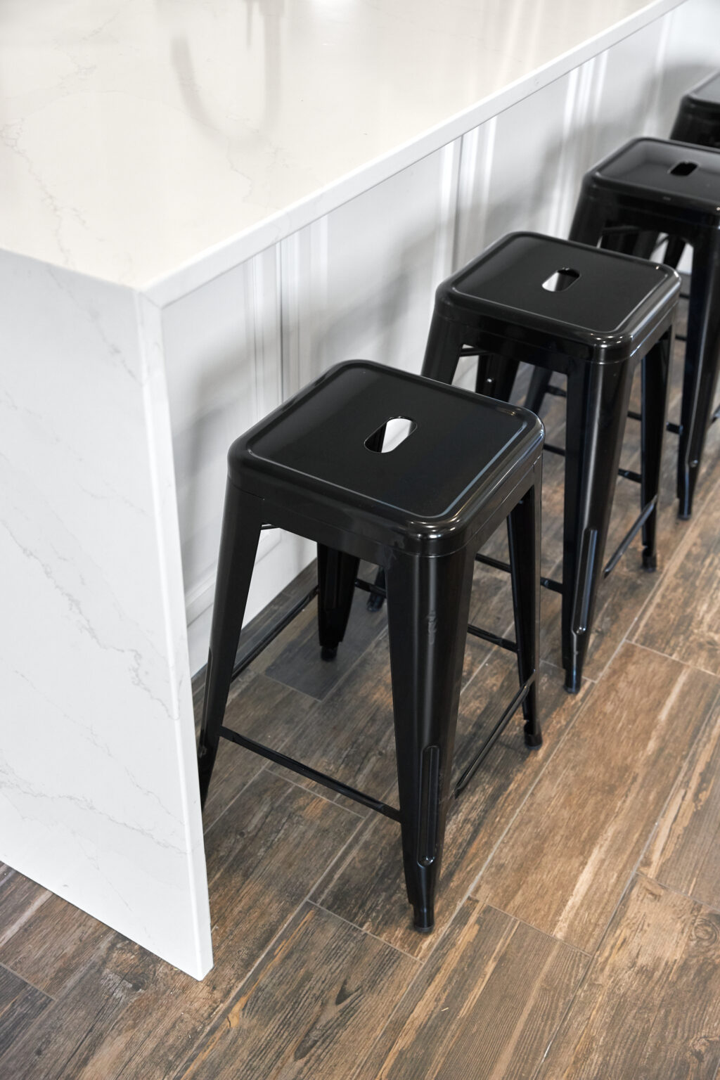 The black color seaters for dining at Norman, OK