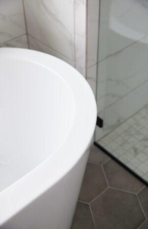 A white sitting toilet