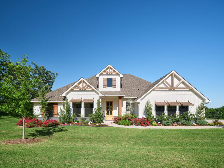 9008 Prairie Valley Drive