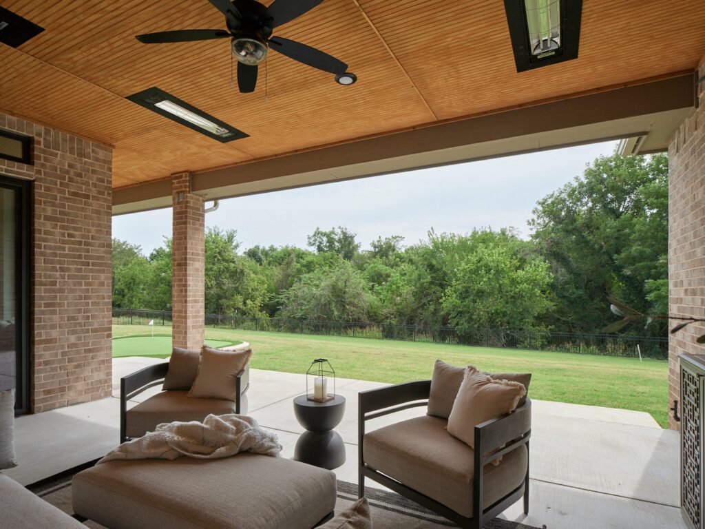 Outdoor patio with seating area of a home with Lincoln floor plan in the Oklahoma City metro area.