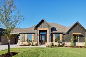 Dark exterior house with Ellie floor plan in the Oklahoma City metro area