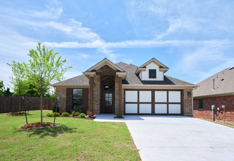 12712 NW 1st Court